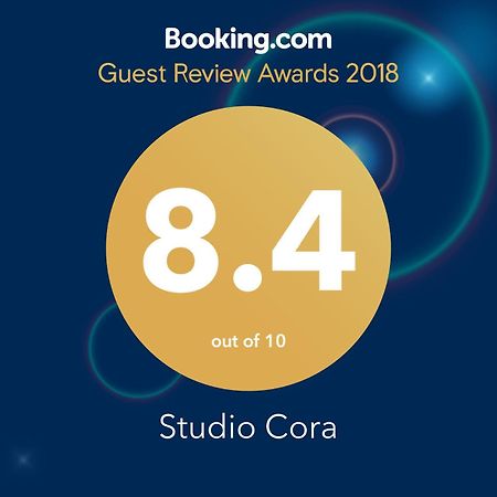 Studio Cora Appartamento Orşova Esterno foto